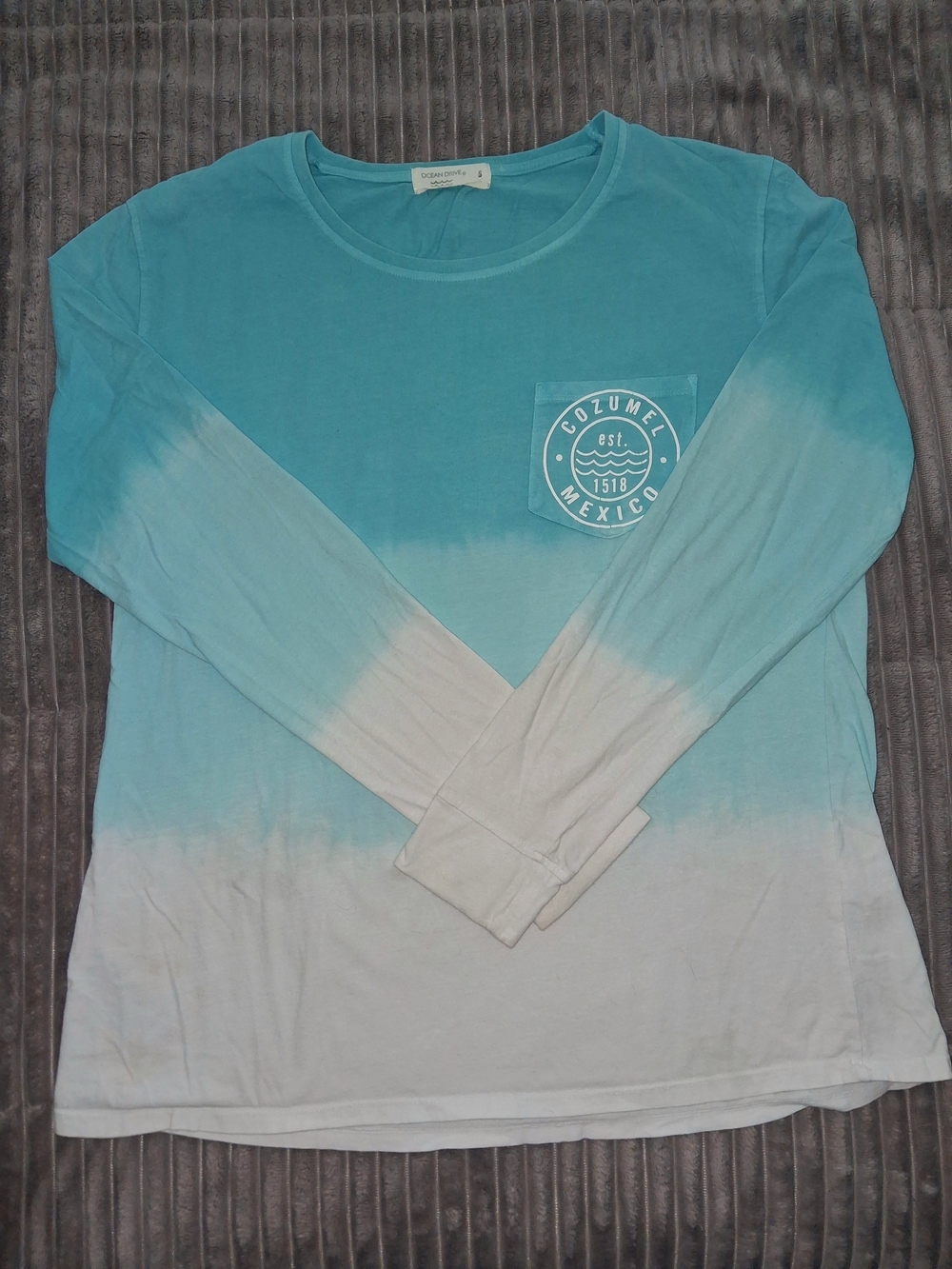 Ocean Drive Women's Long Sleeve Ombre Tee in Teal and White